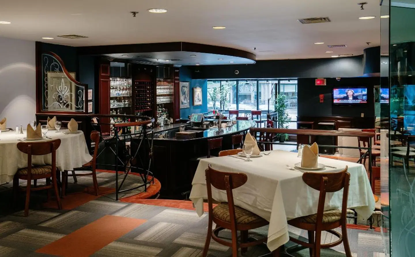 Best Western Ville-Marie Hotel & Suites Bar