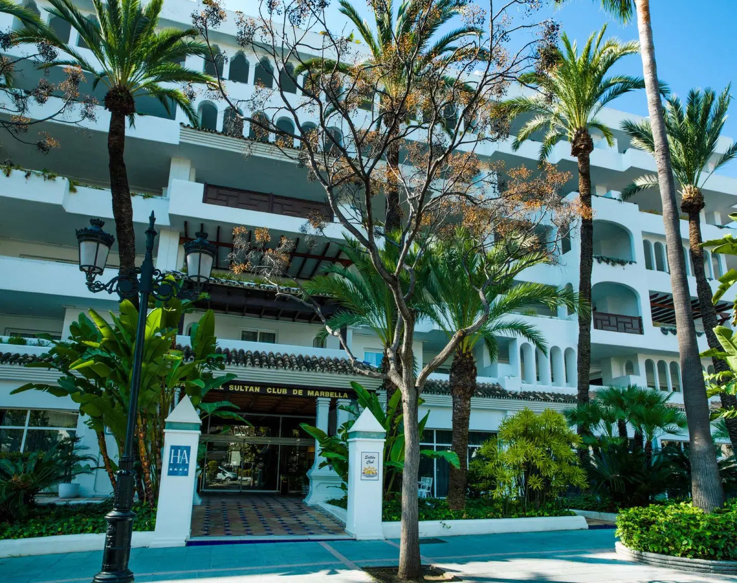 Monarque Sultan Aparthotel EXTERIOR