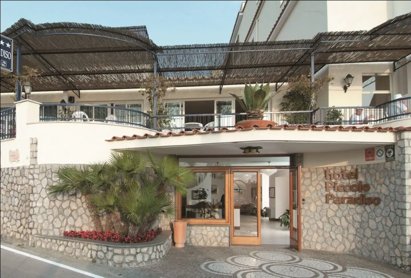 Piccolo Paradiso EXTERIOR