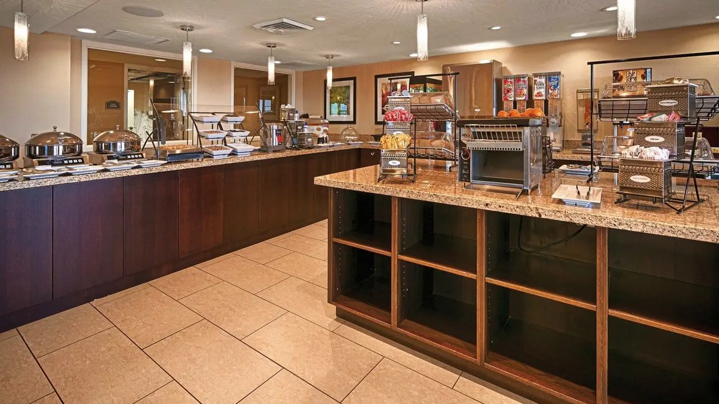 Best Western View of Lake Powell Hotel Bar