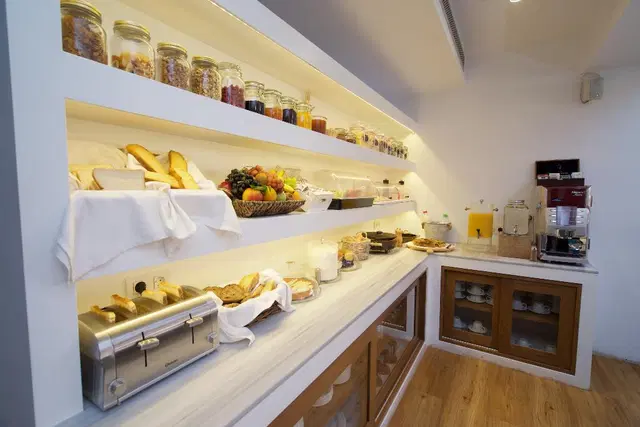 Mirabel City Center Hotel Restaurant