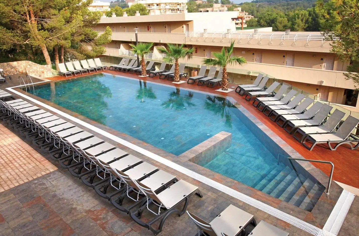 Occidental Cala Viñas OUTDOOR_POOL