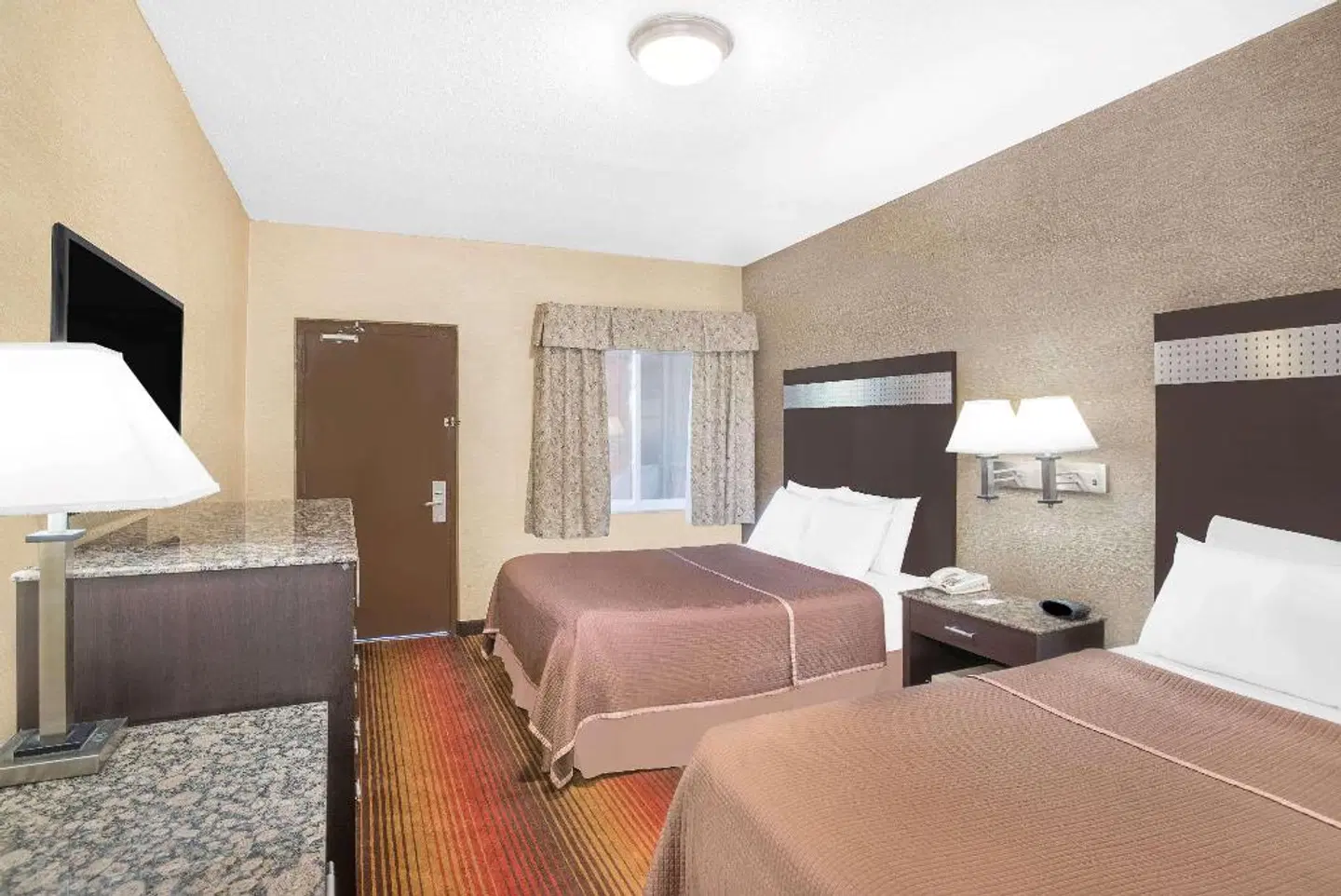 Howard Johnson by Wyndham North Bergen ROOM_EXAMPLE