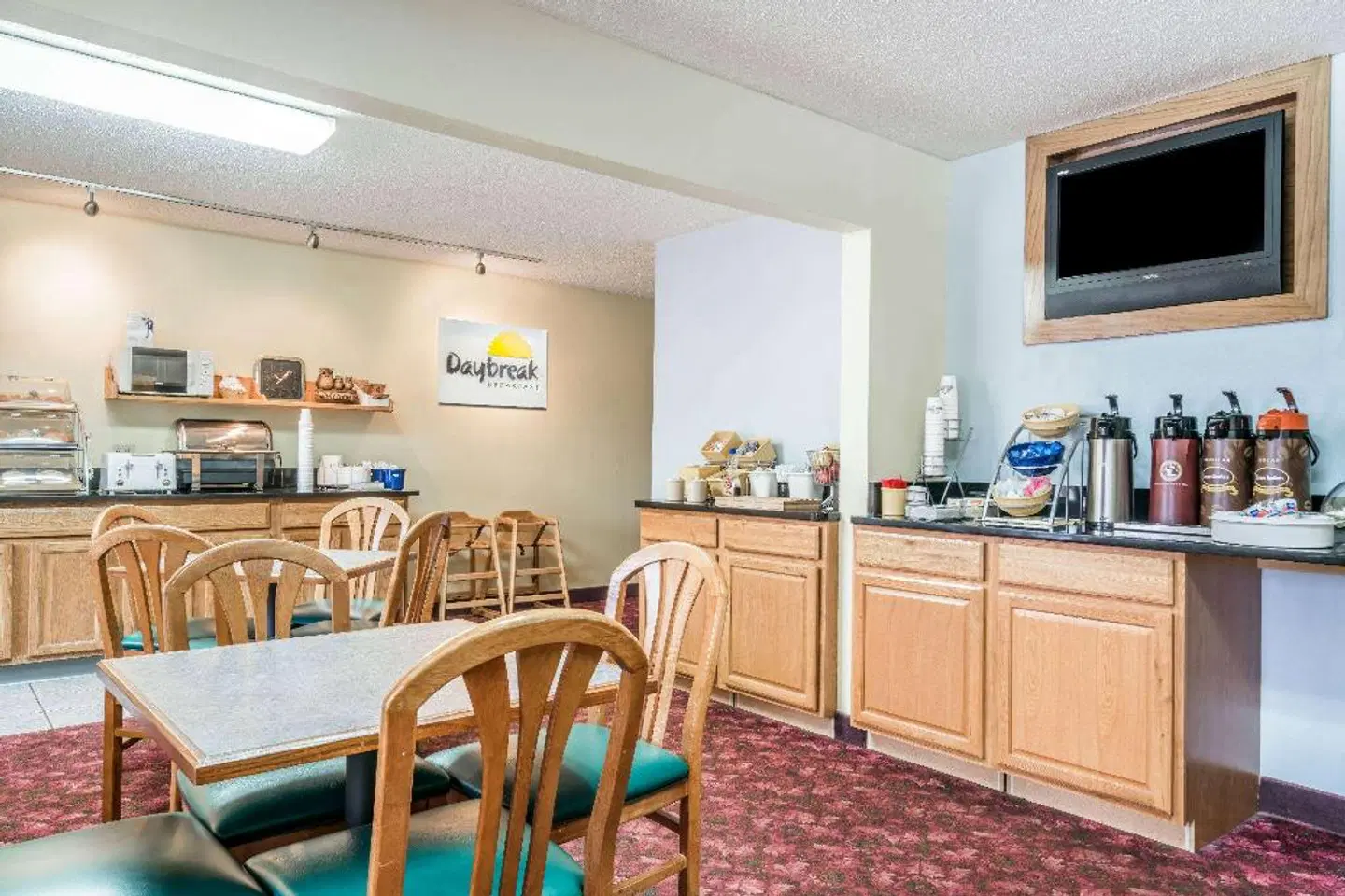 Days Inn by Wyndham Black River Falls Restaurant