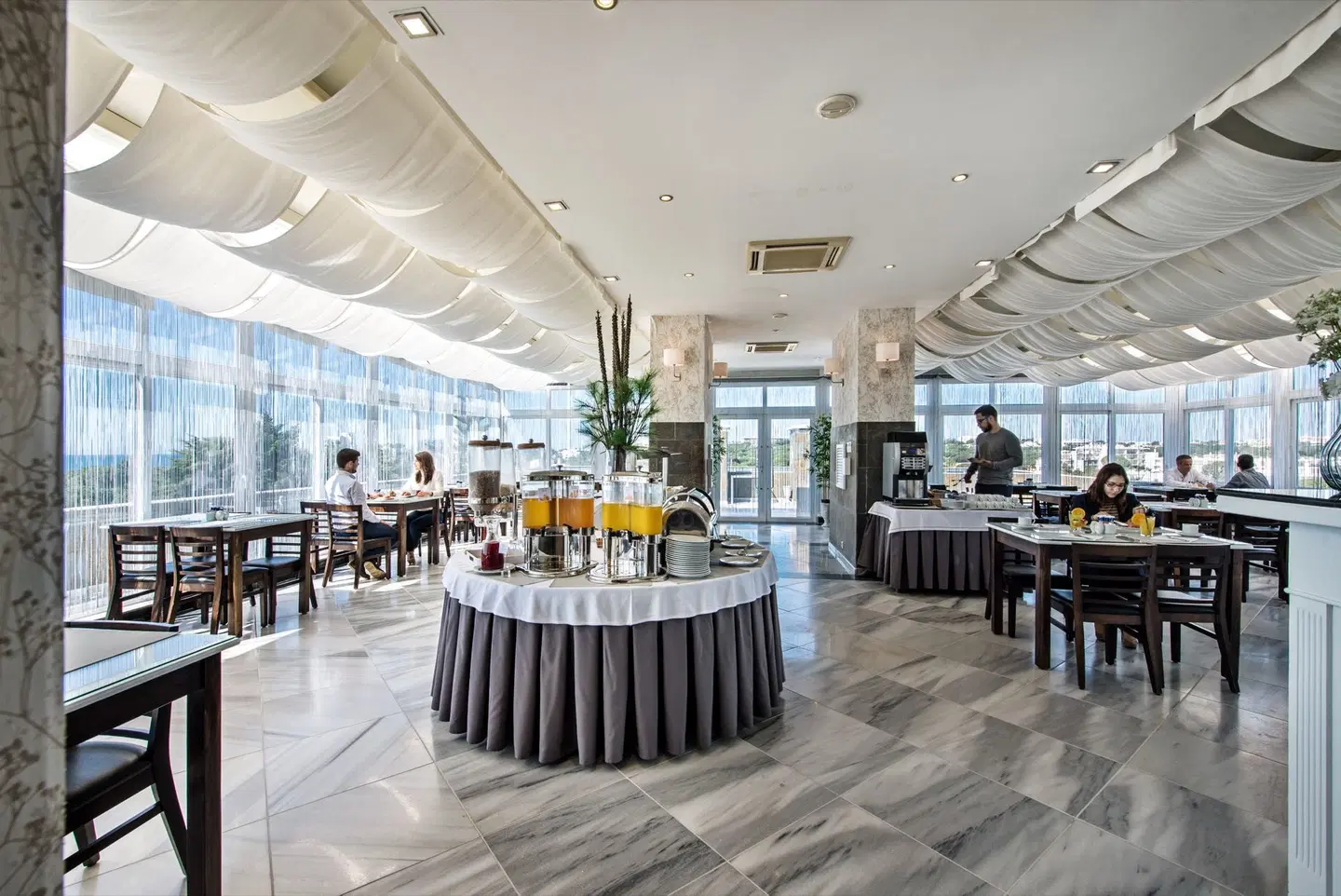 Velamar Restaurant