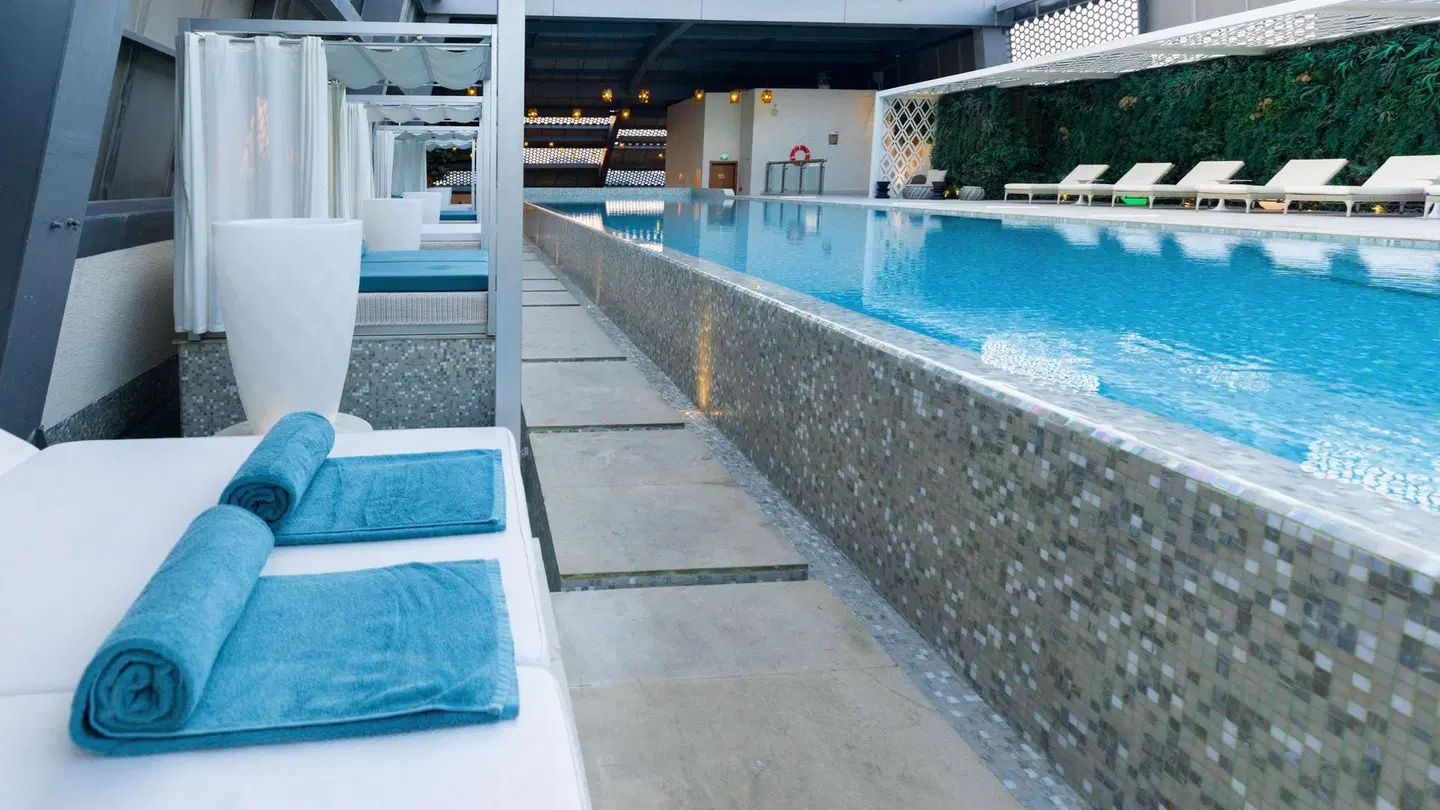 Steigenberger Hotel Doha OUTDOOR_POOL