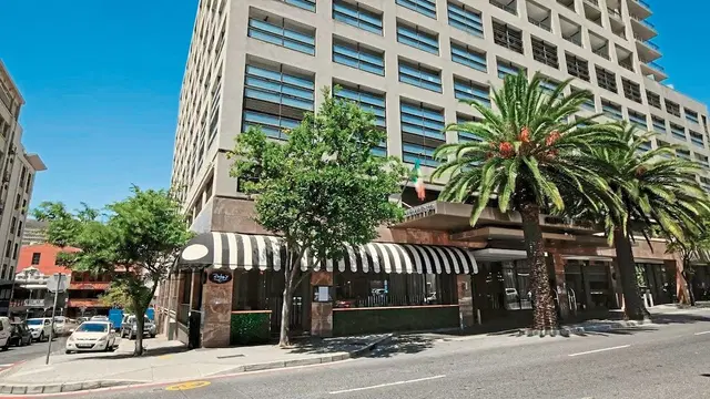 Pepperclub Hotel EXTERIOR