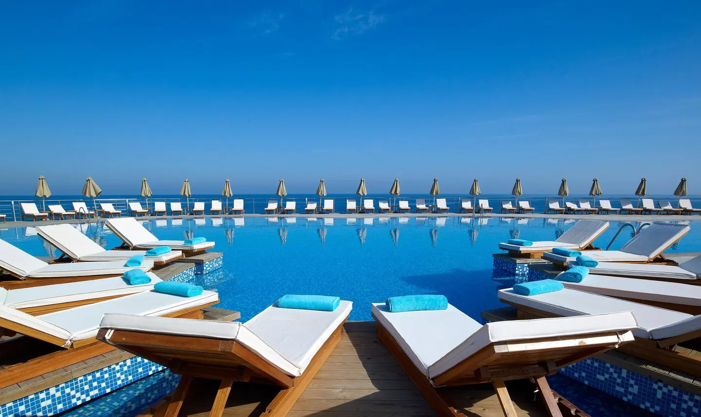 The Royal Blue Resort & Spa OUTDOOR_POOL