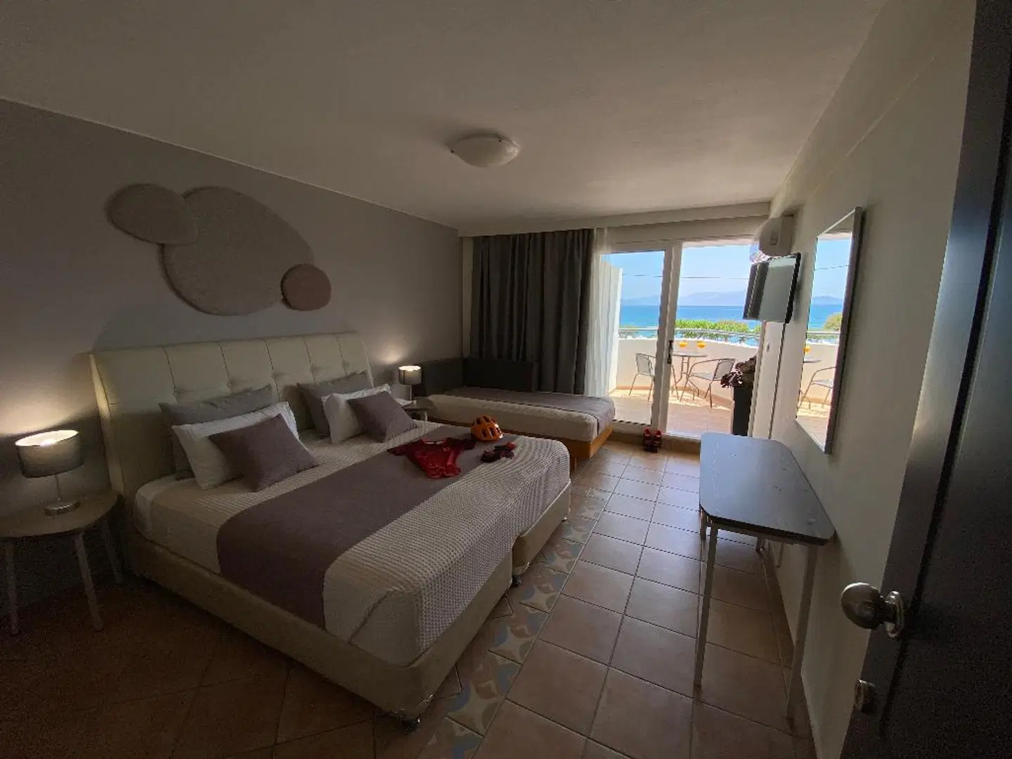 Faedra Beach ROOM_EXAMPLE