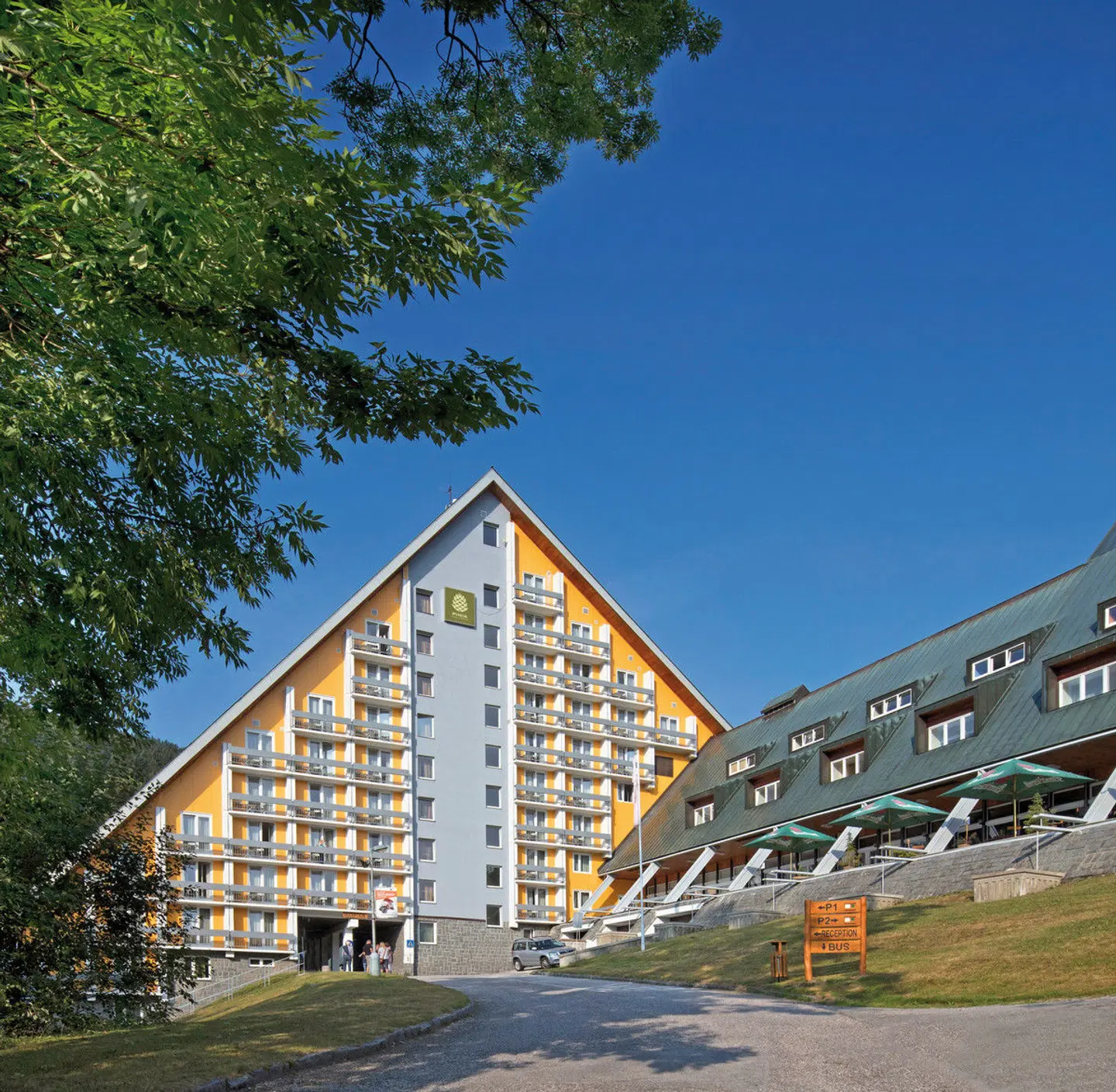 Pinia Hotel & Resort EXTERIOR