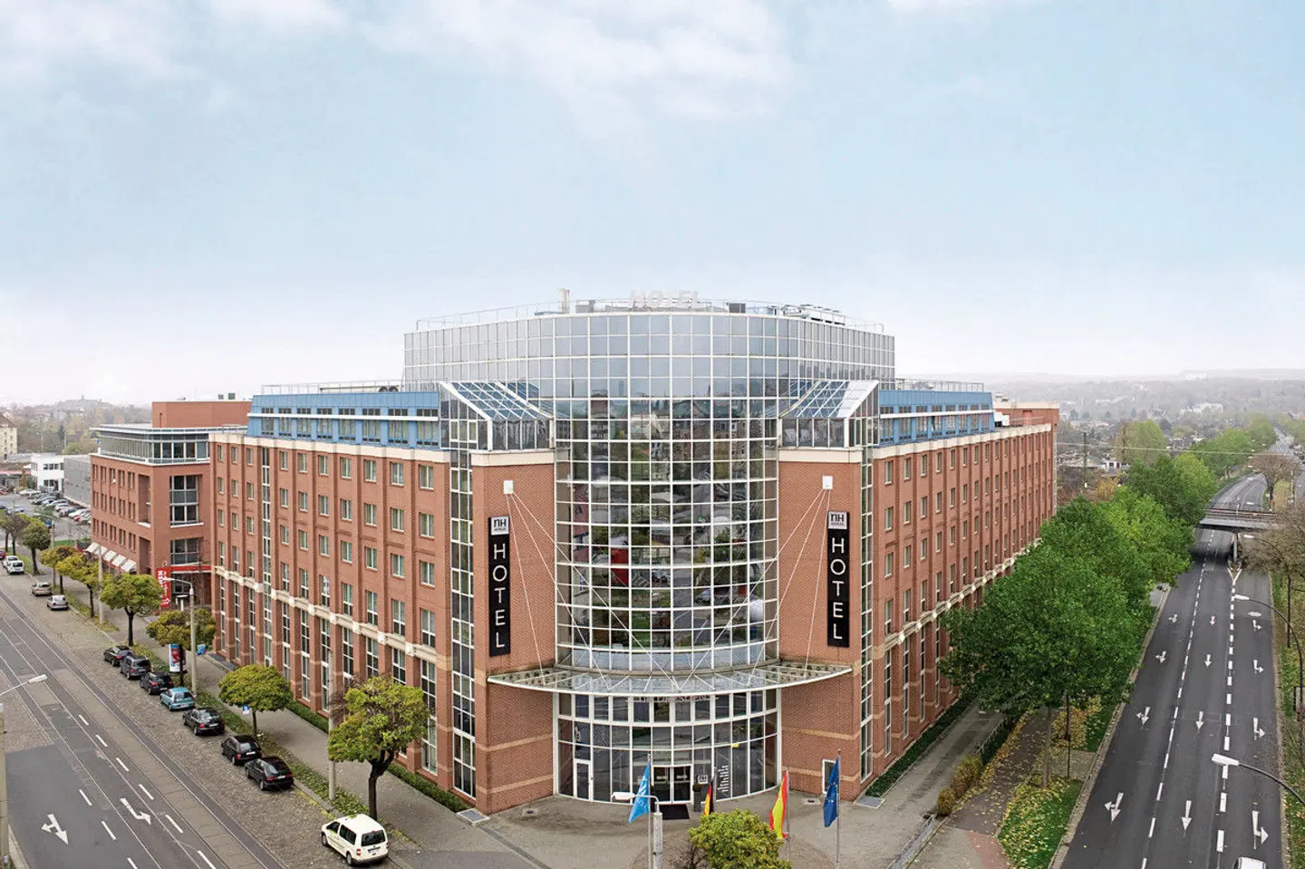NH Dresden Neustadt EXTERIOR