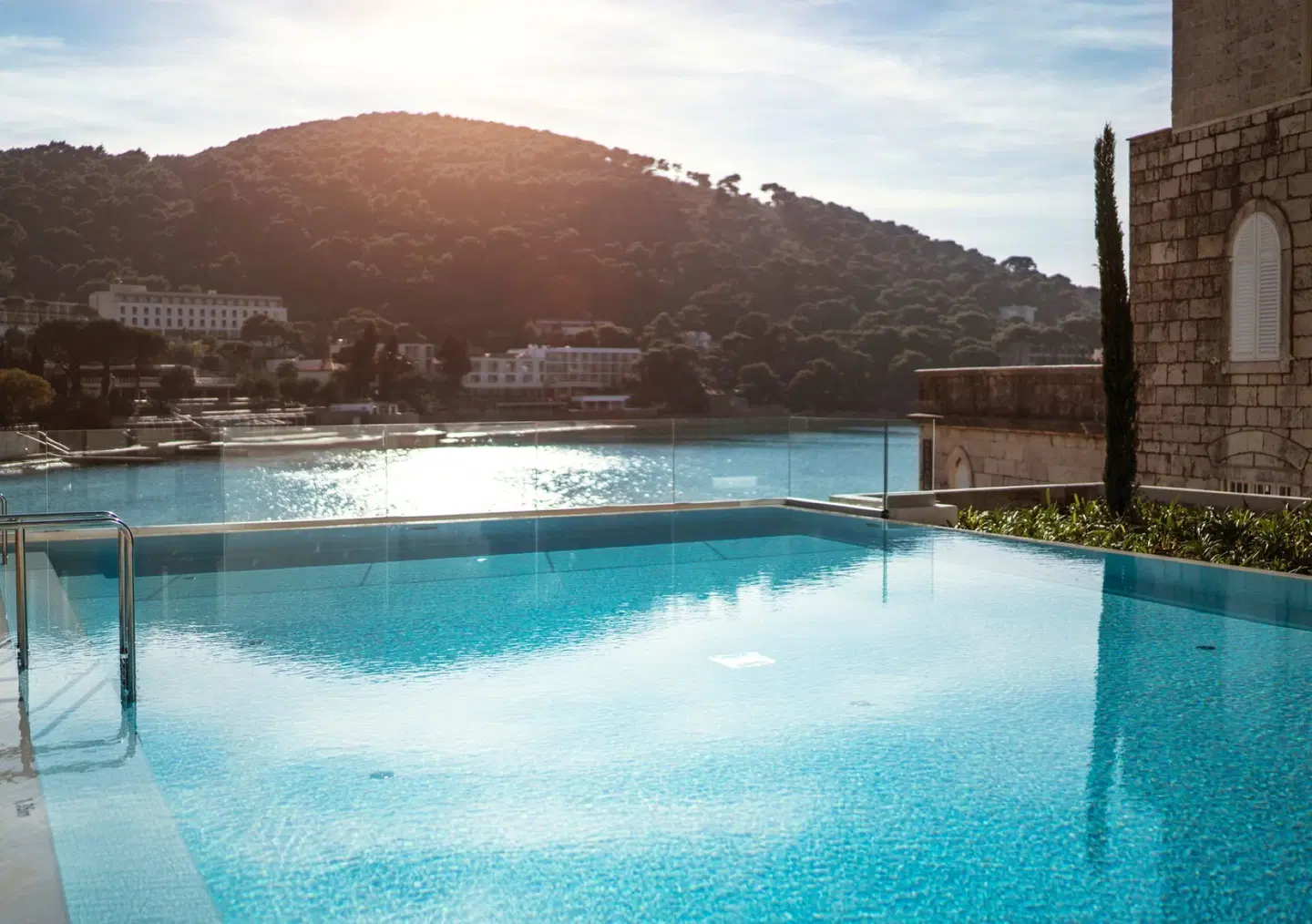 Hotel Kompas OUTDOOR_POOL