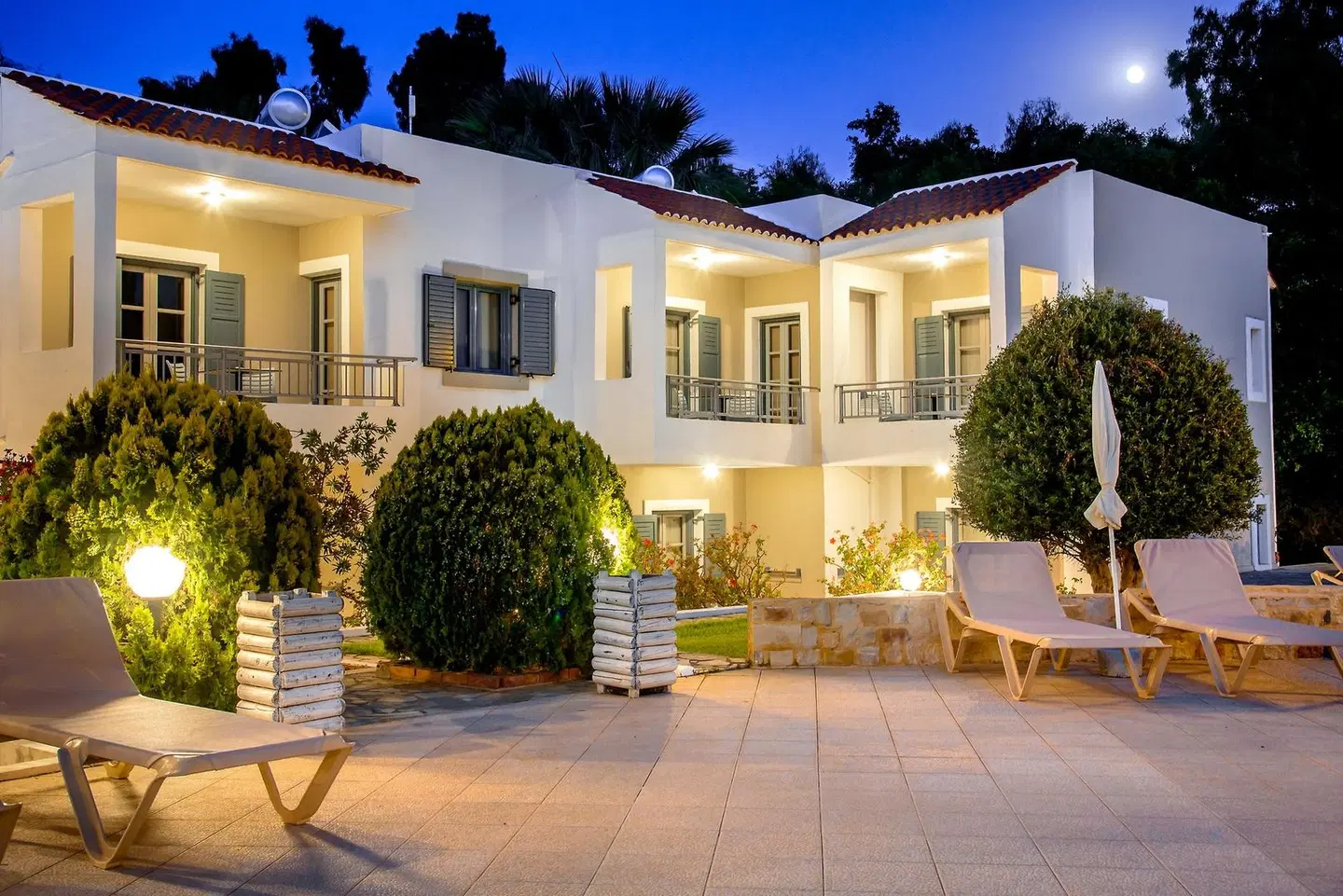 Iphigenia Mythic Retreat EXTERIOR