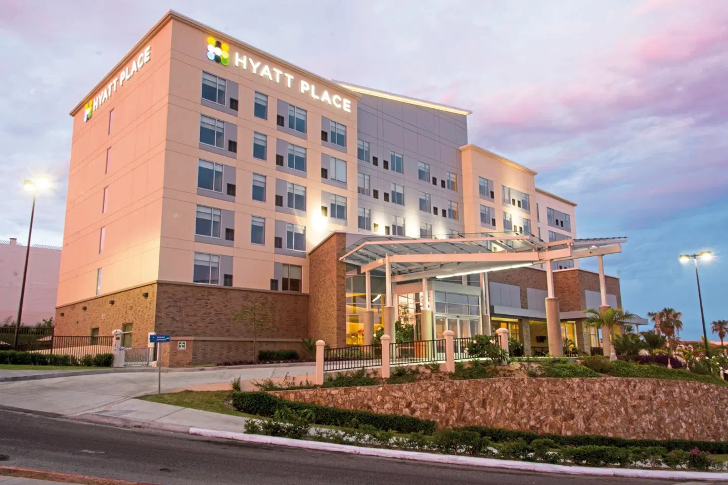 Hyatt Place Los Cabos EXTERIOR