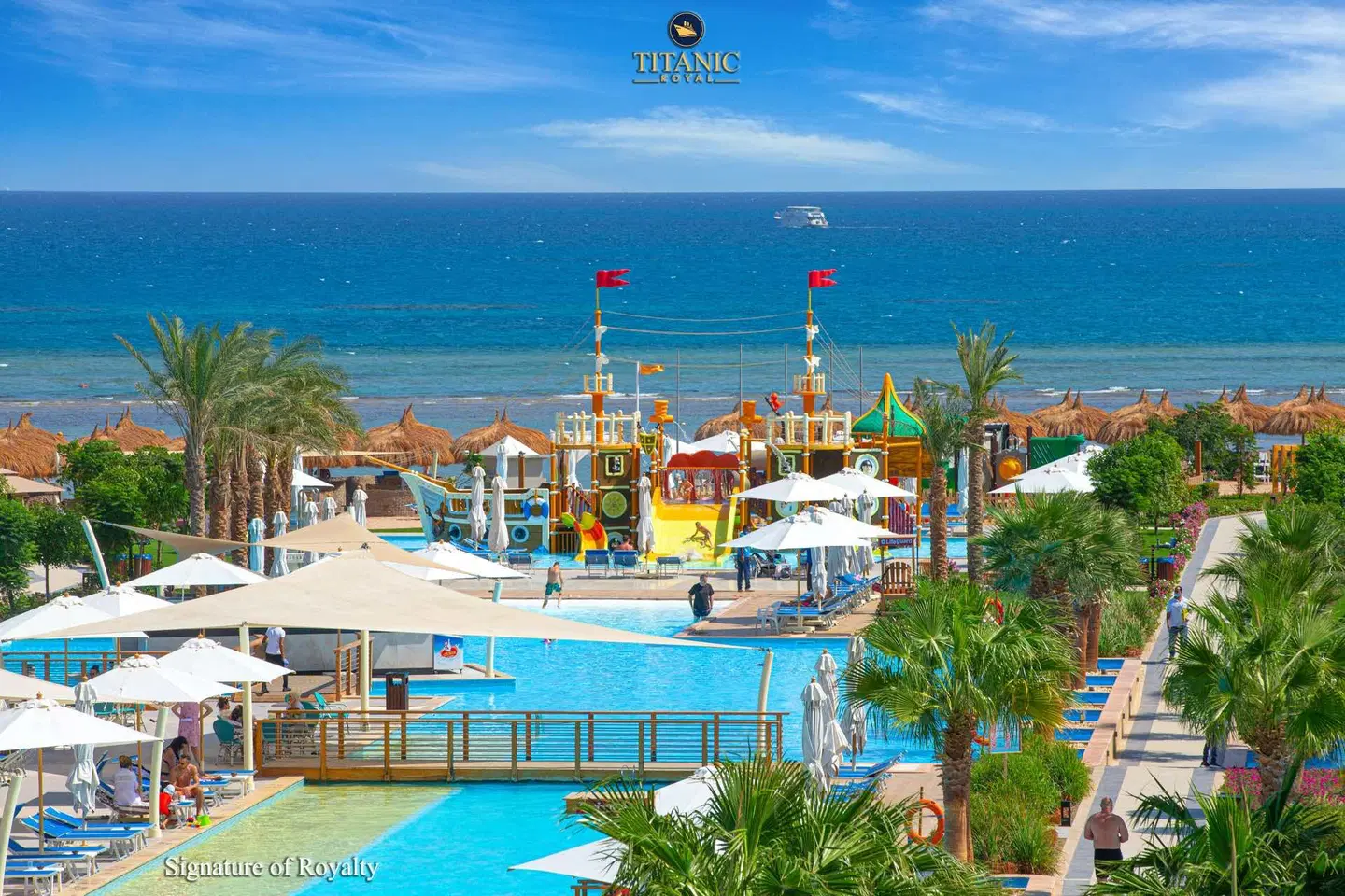 Titanic Royal OUTDOOR_POOL