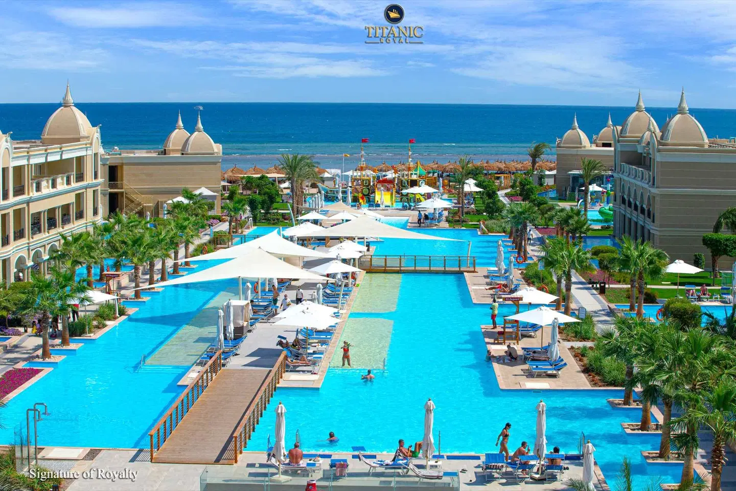 Titanic Royal OUTDOOR_POOL