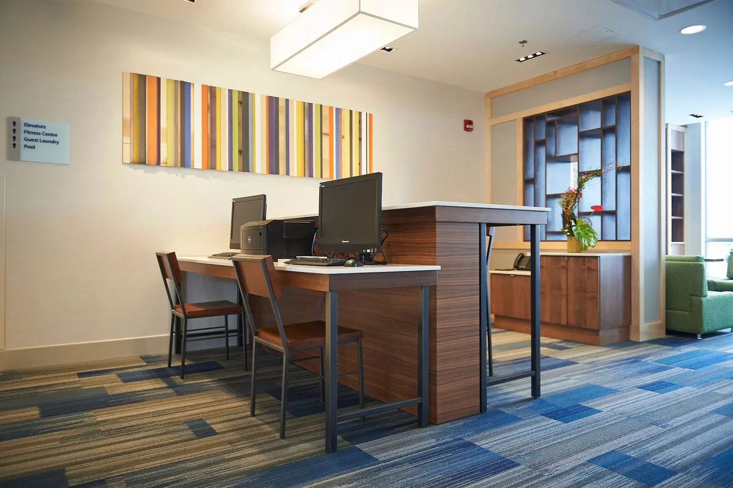 Holiday Inn Express & Suites St John's Airport LOUNGE_LOBBY