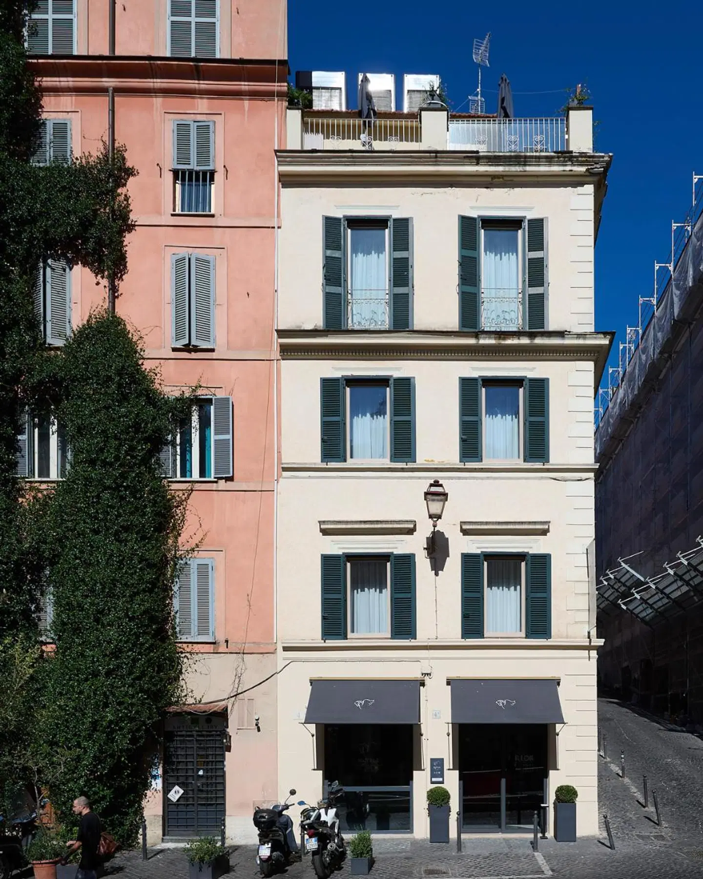 MyTale Creative Academy Hotel EXTERIOR