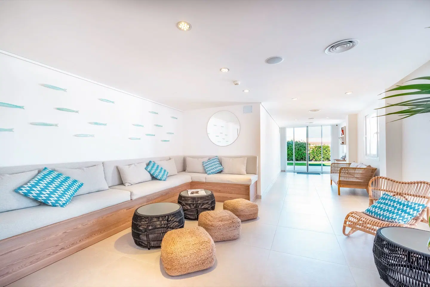 FERGUS Style Carema Beach LOUNGE_LOBBY