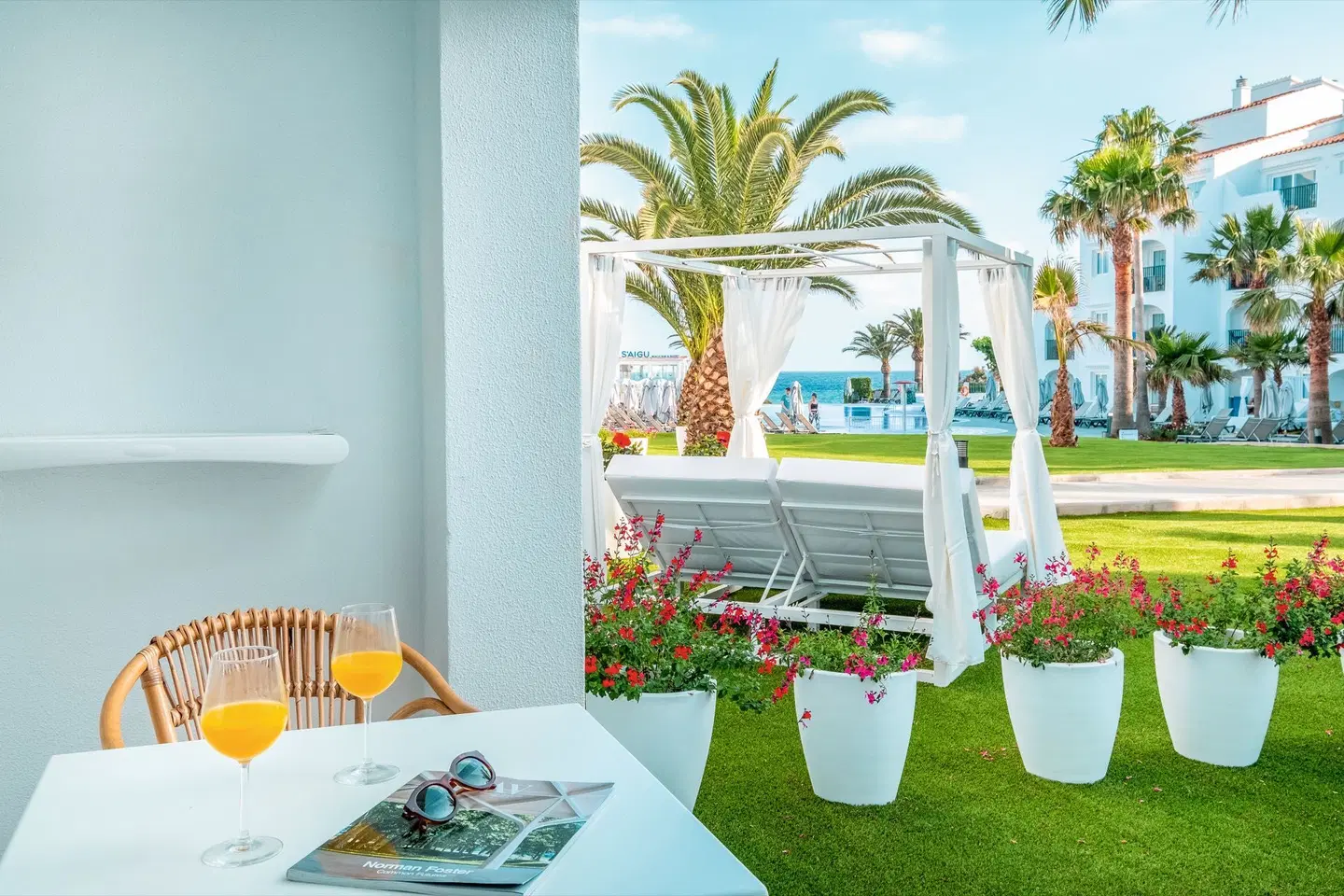 FERGUS Style Carema Beach ROOM_EXAMPLE