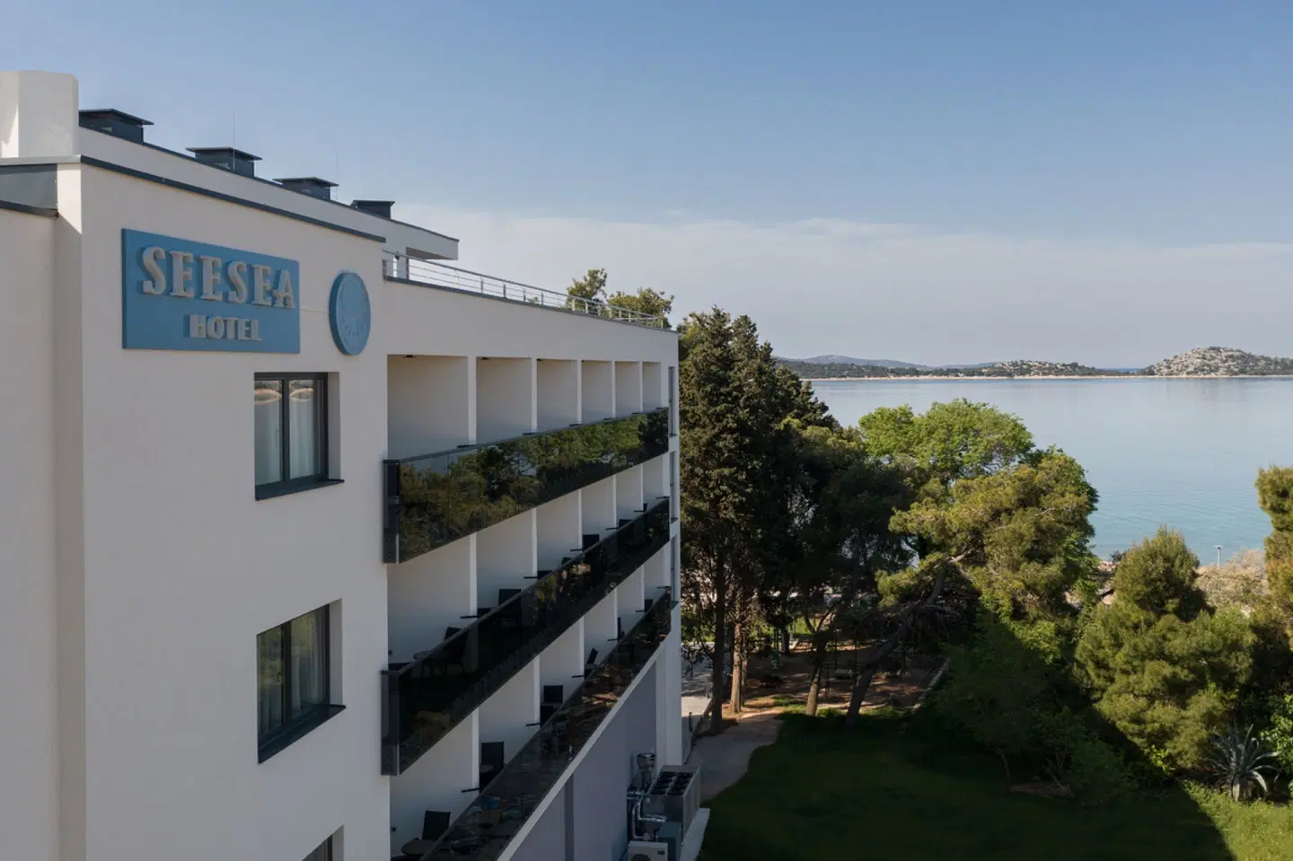 SeeSea Hotel EXTERIOR