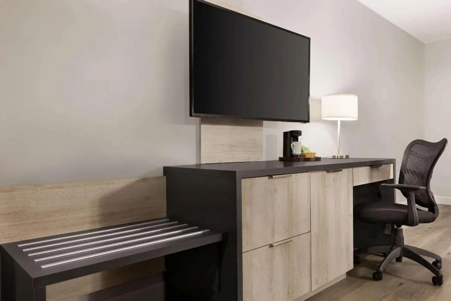 Travelodge by Wyndham Alma ROOM_EXAMPLE