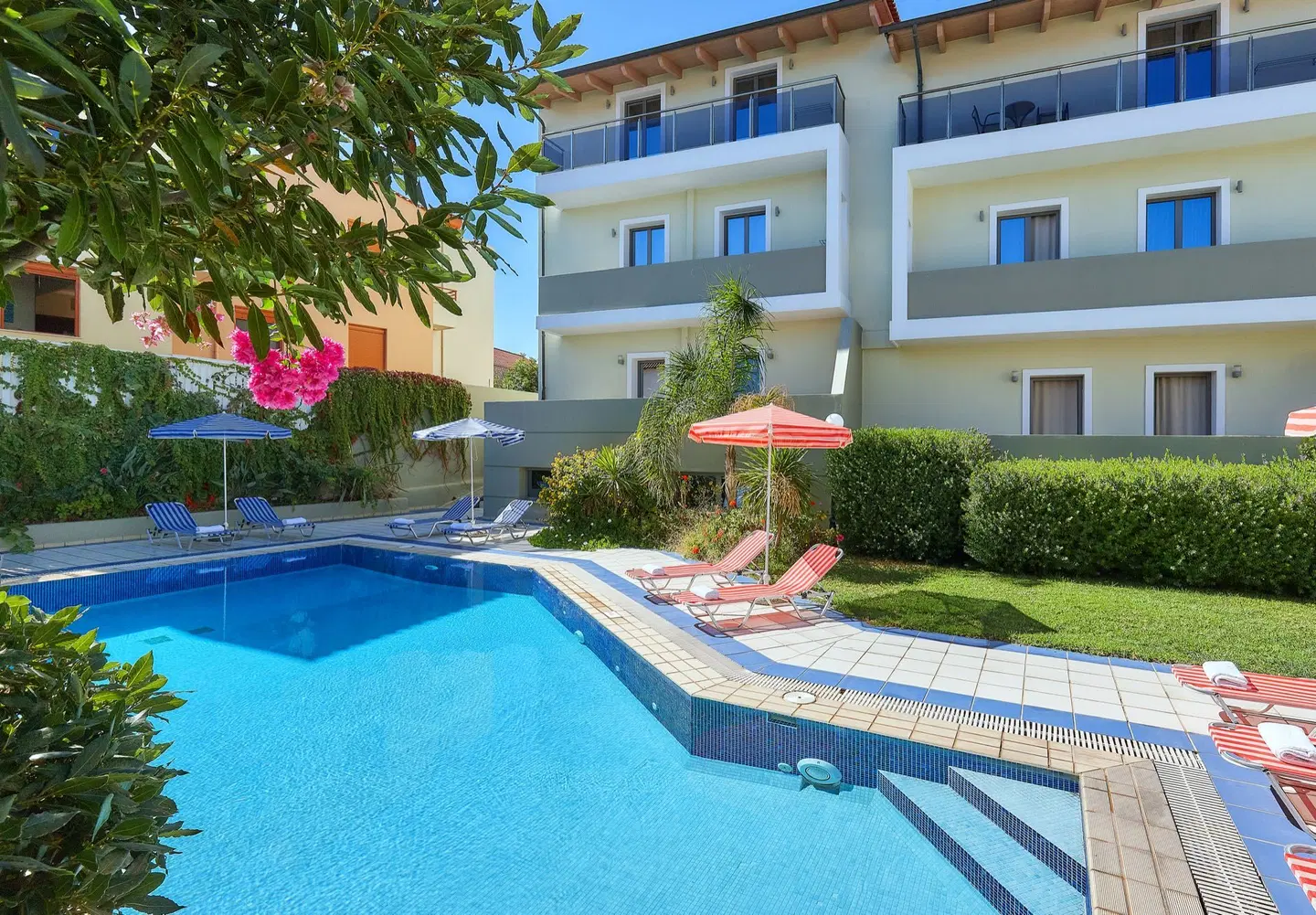 Panormo Beach OUTDOOR_POOL