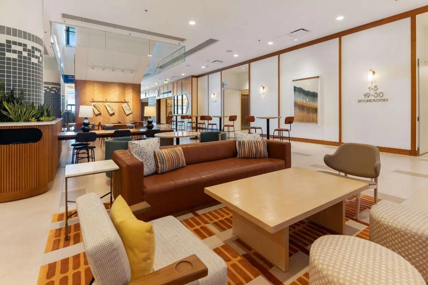 Hilton San Diego Bayfront LOUNGE_LOBBY