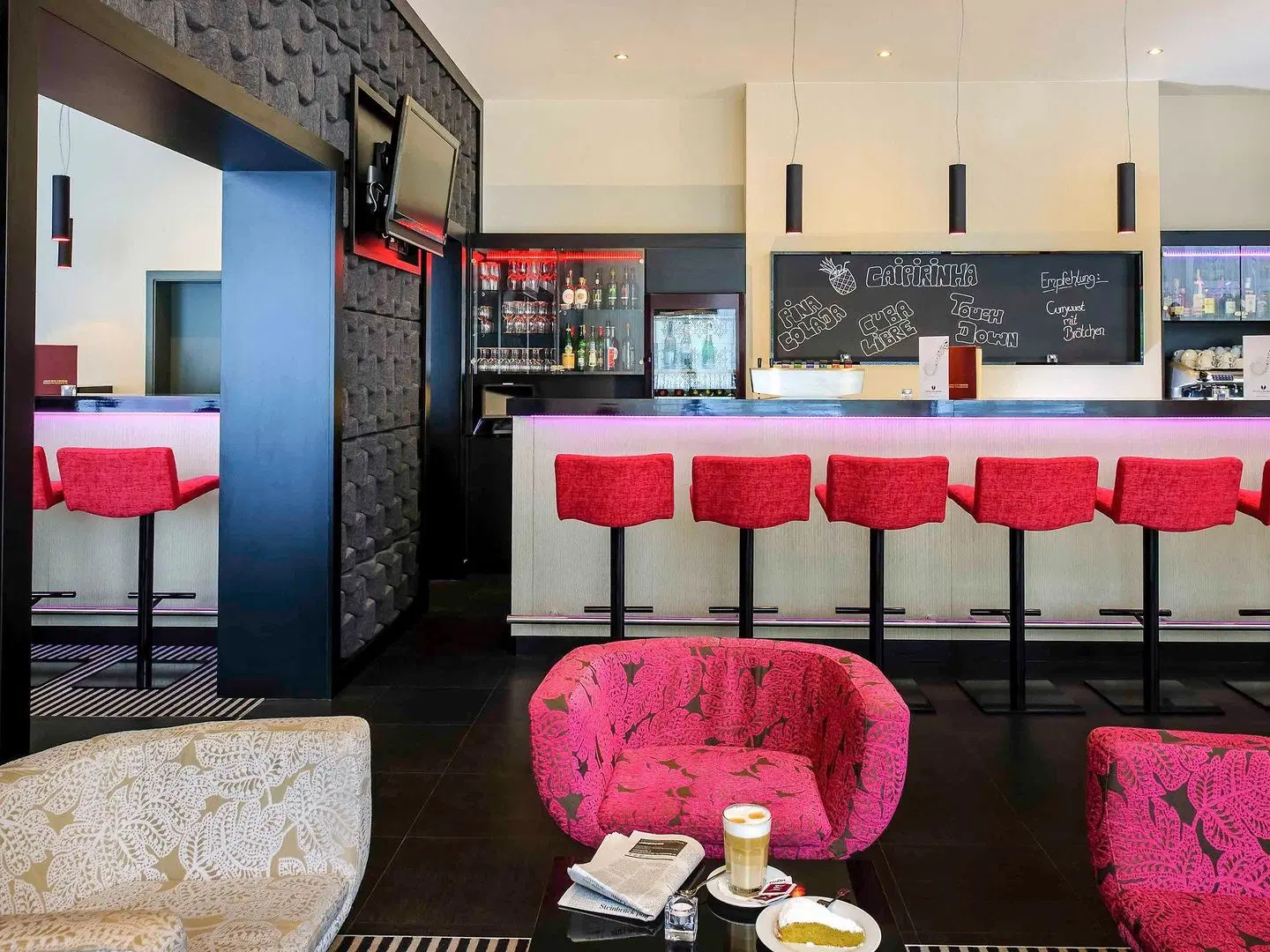 Mercure Wuerzburg am Mainufer Bar