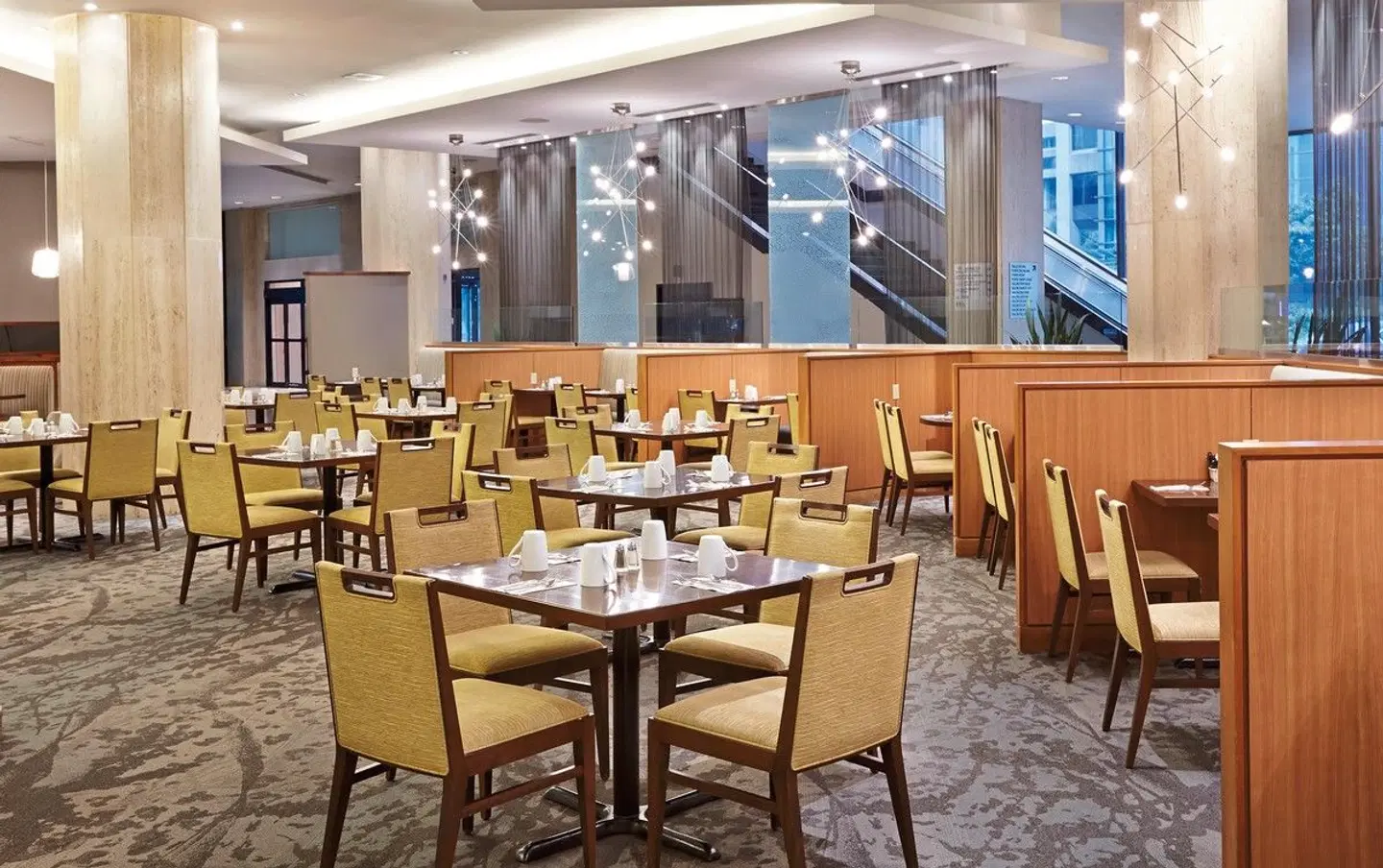 Hilton Quebec Restaurant