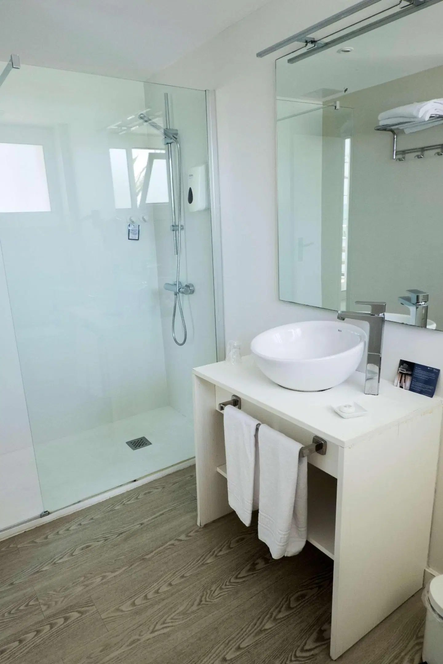 Hotel Subur Maritim Badezimmer