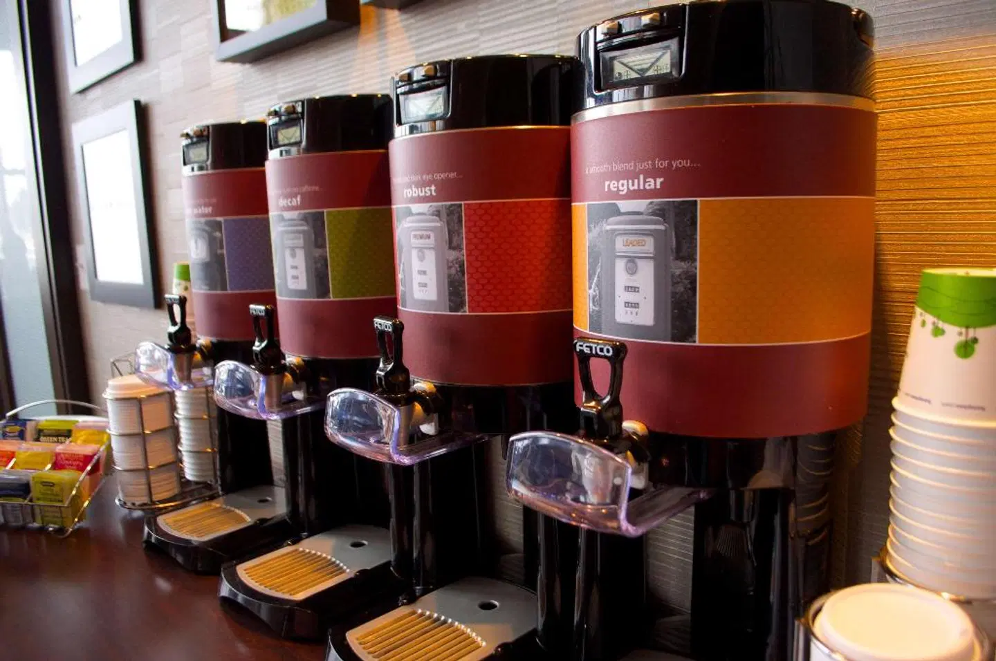 Hampton Inn & Suites Flagstaff Bar