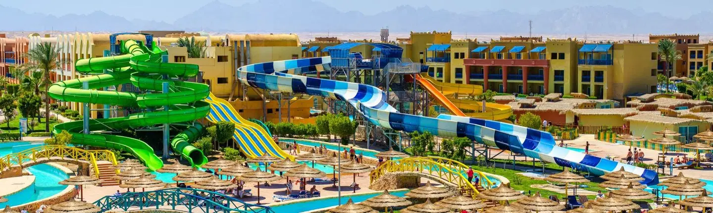 Titanic Palace & Aquapark EXTERIOR