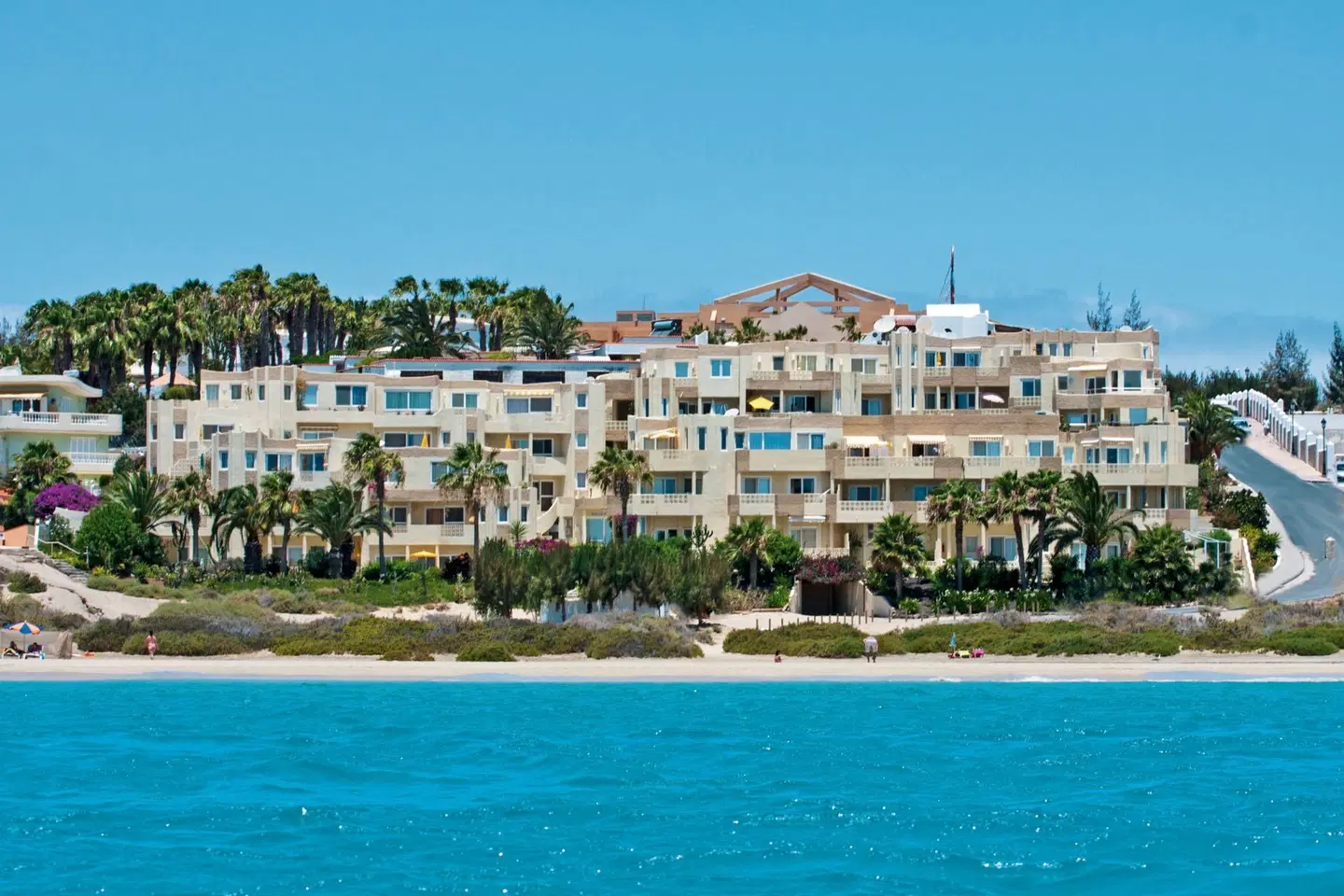 R2 Maryvent Beach EXTERIOR