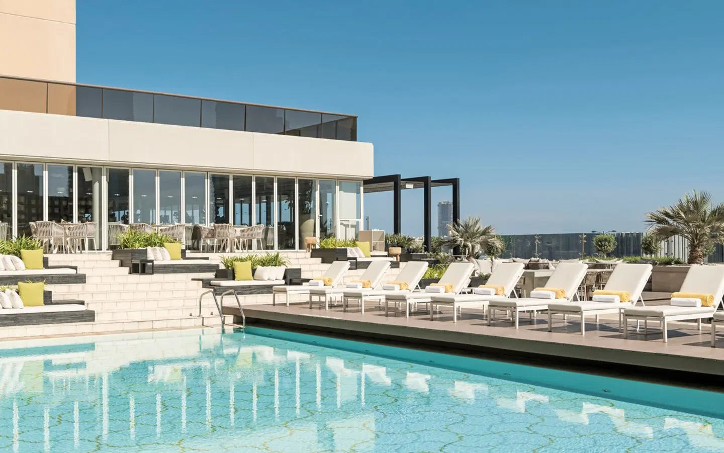 Grosvenor House Dubai, a Luxury Collection Hotel OUTDOOR_POOL