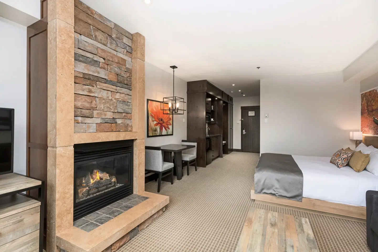 Les Suites Tremblant - Ermitage Du Lac ROOM_EXAMPLE
