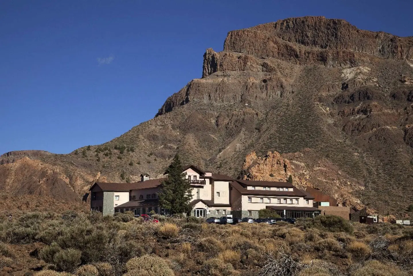 Parador de Las Cañadas del Teide EXTERIOR
