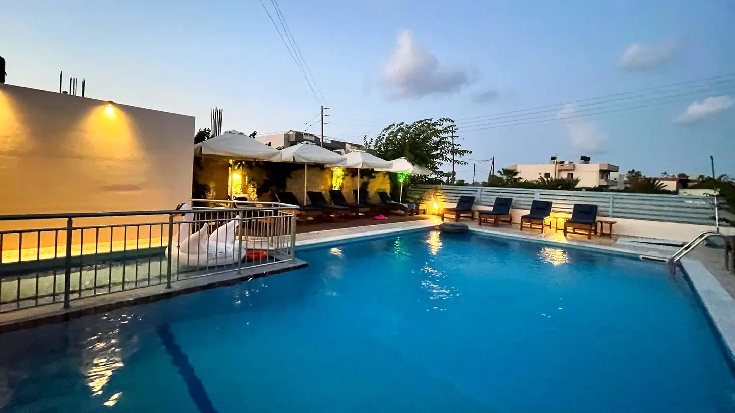 Blue Sky Hotel Apts OUTDOOR_POOL