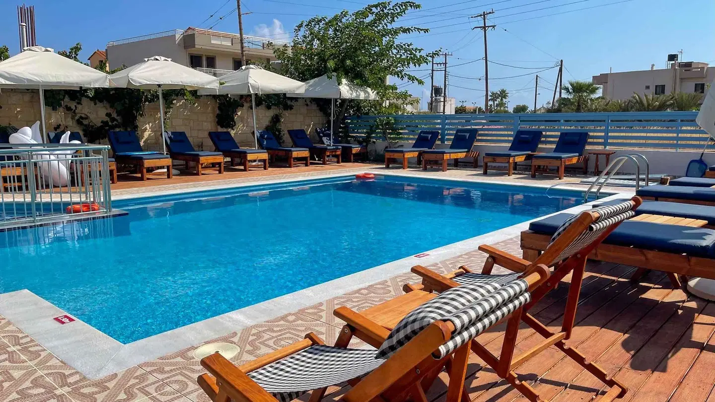 Blue Sky Hotel Apts OUTDOOR_POOL