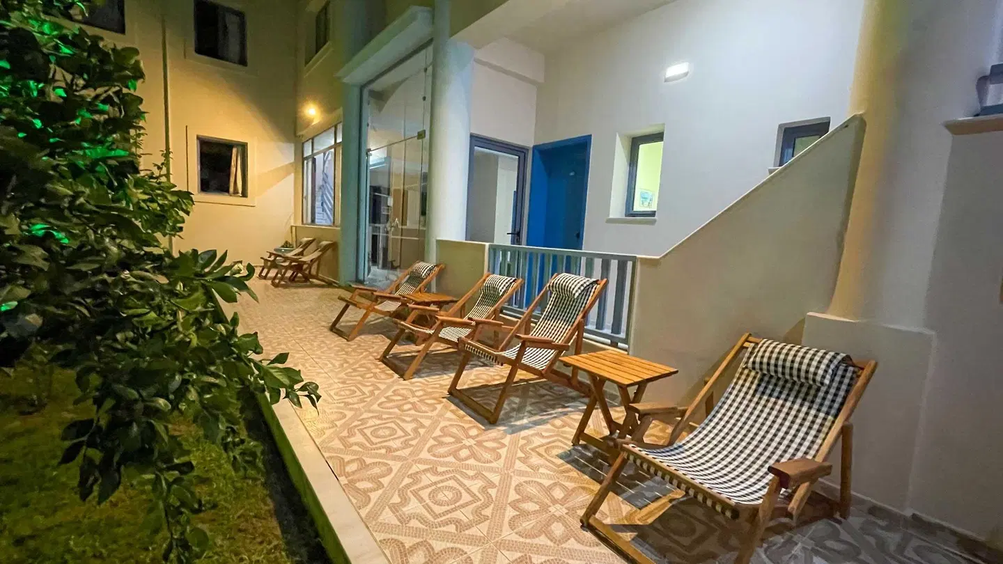 Blue Sky Hotel Apts Terrasse