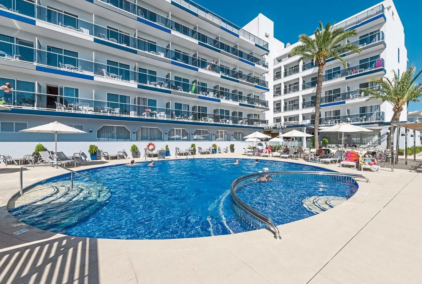 Vista Park OUTDOOR_POOL