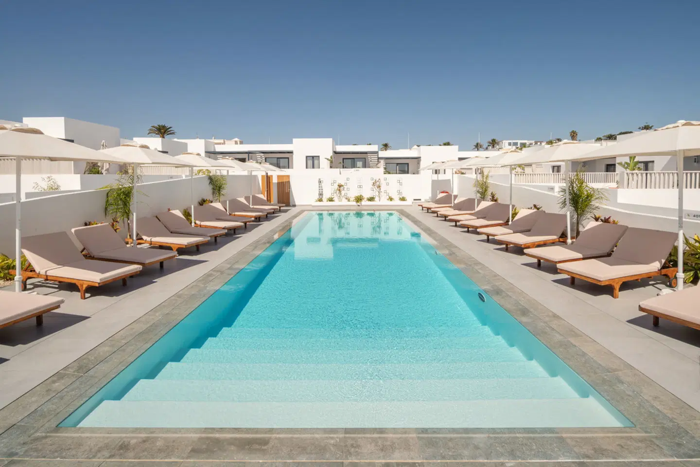 Nazaret Beach OUTDOOR_POOL