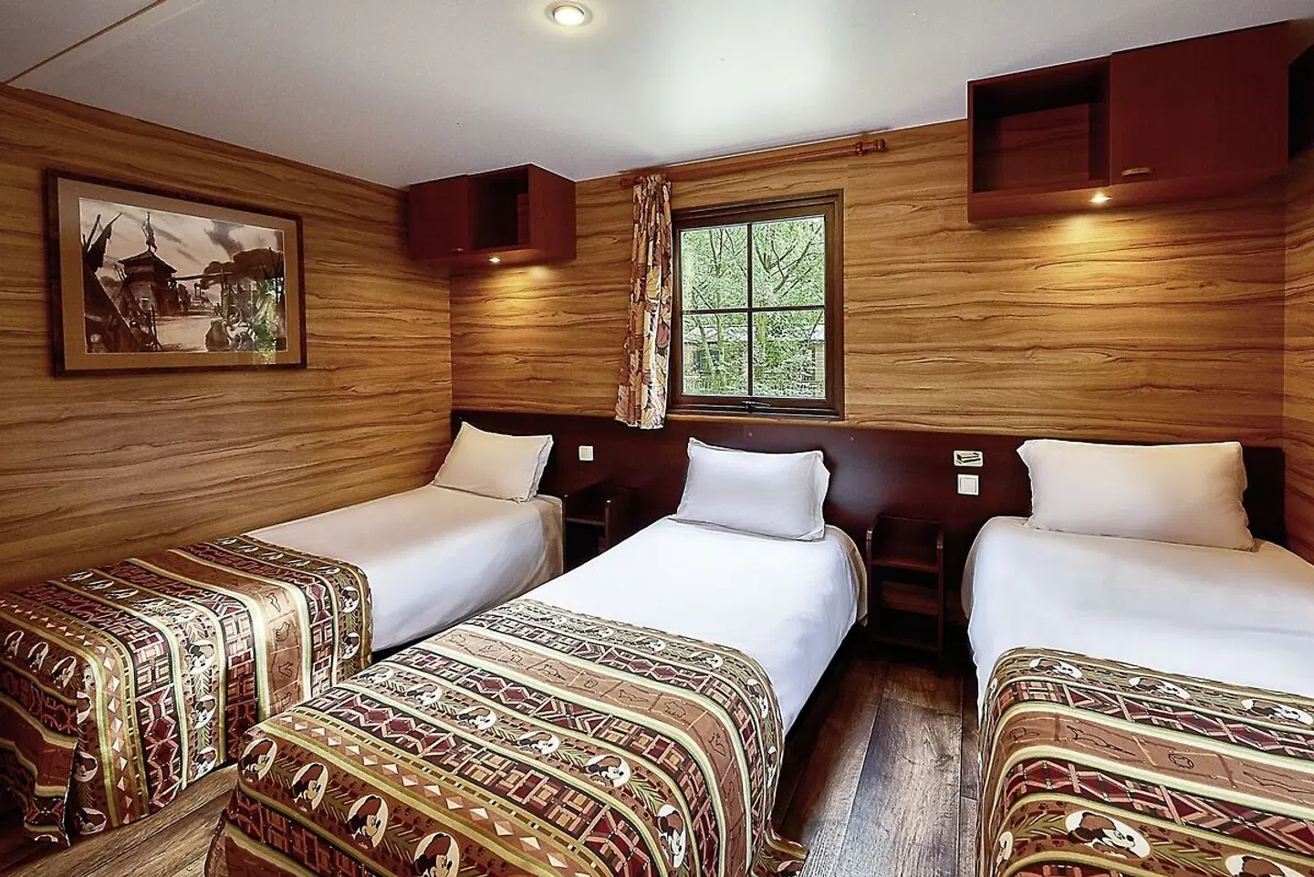 Disney Davy Crockett Ranch ROOM_EXAMPLE