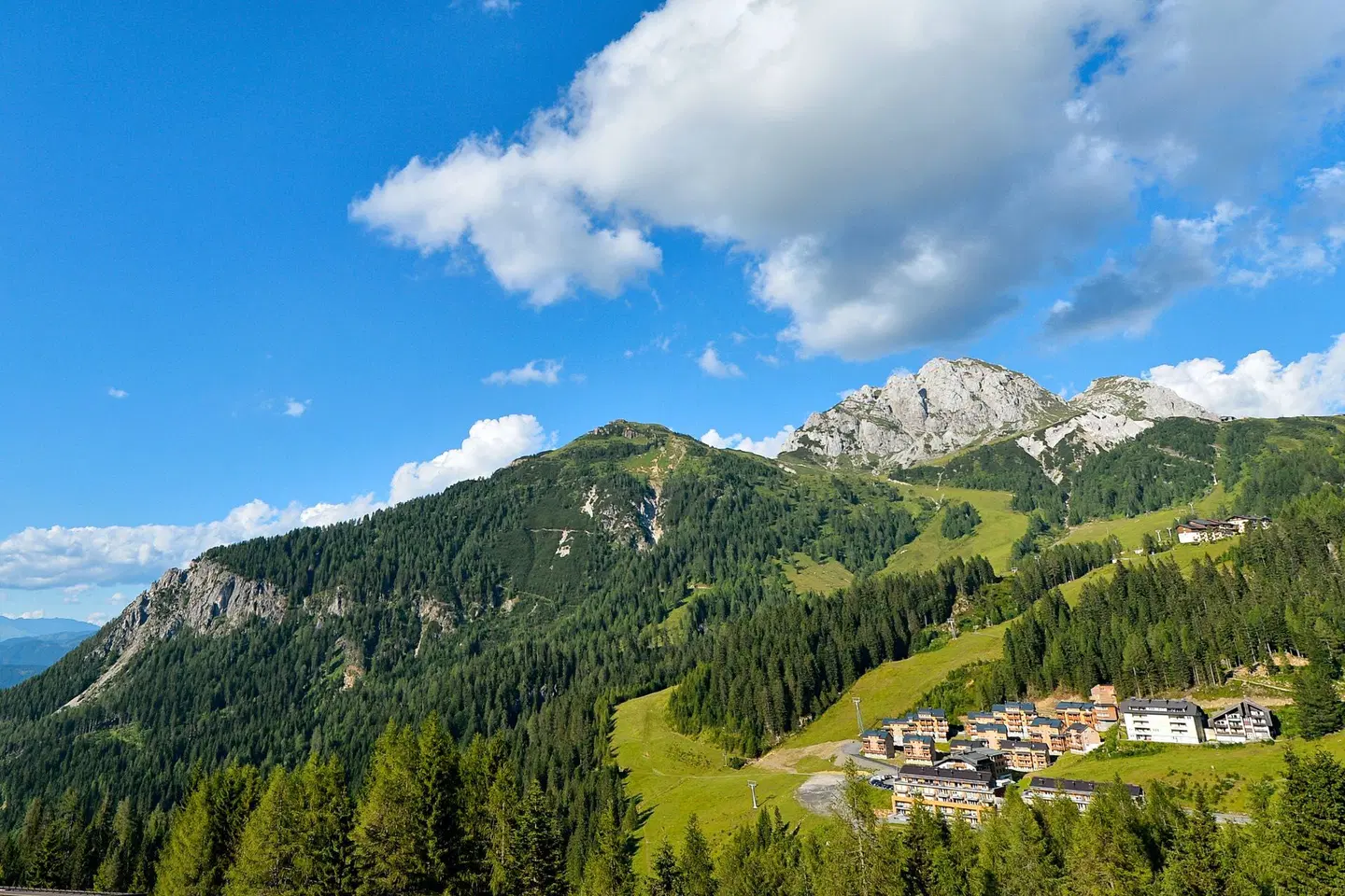 Almresort Nassfeld Gartnerkofel LANDSCAPE