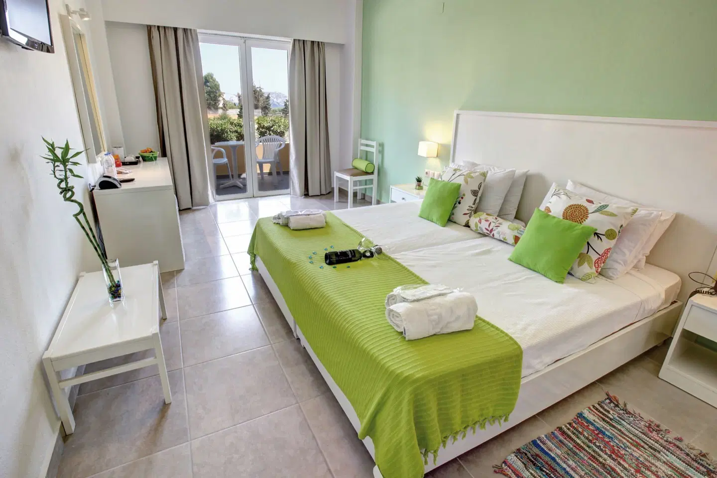 Alexander House ROOM_EXAMPLE