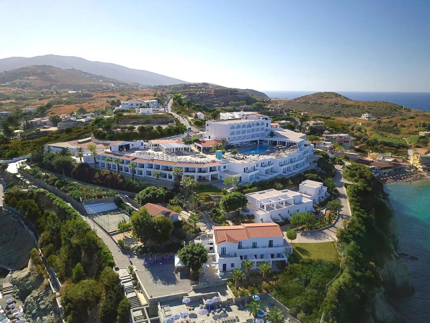 Peninsula Resort & Spa EXTERIOR