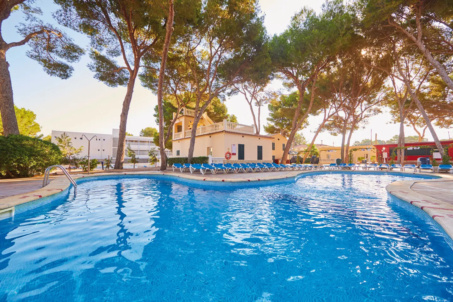 MLL Palma Bay Club Resort OUTDOOR_POOL