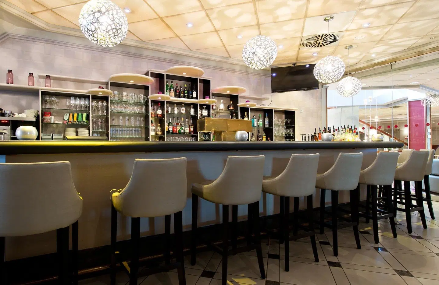 Leonardo Hotel Köln Bar