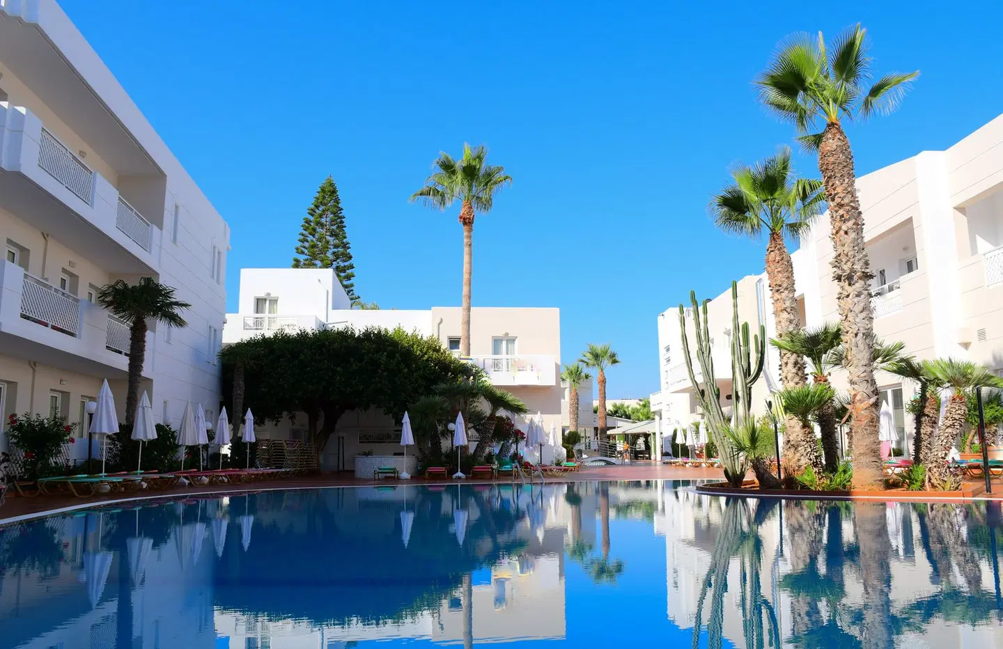 Magda Hotel Club OUTDOOR_POOL