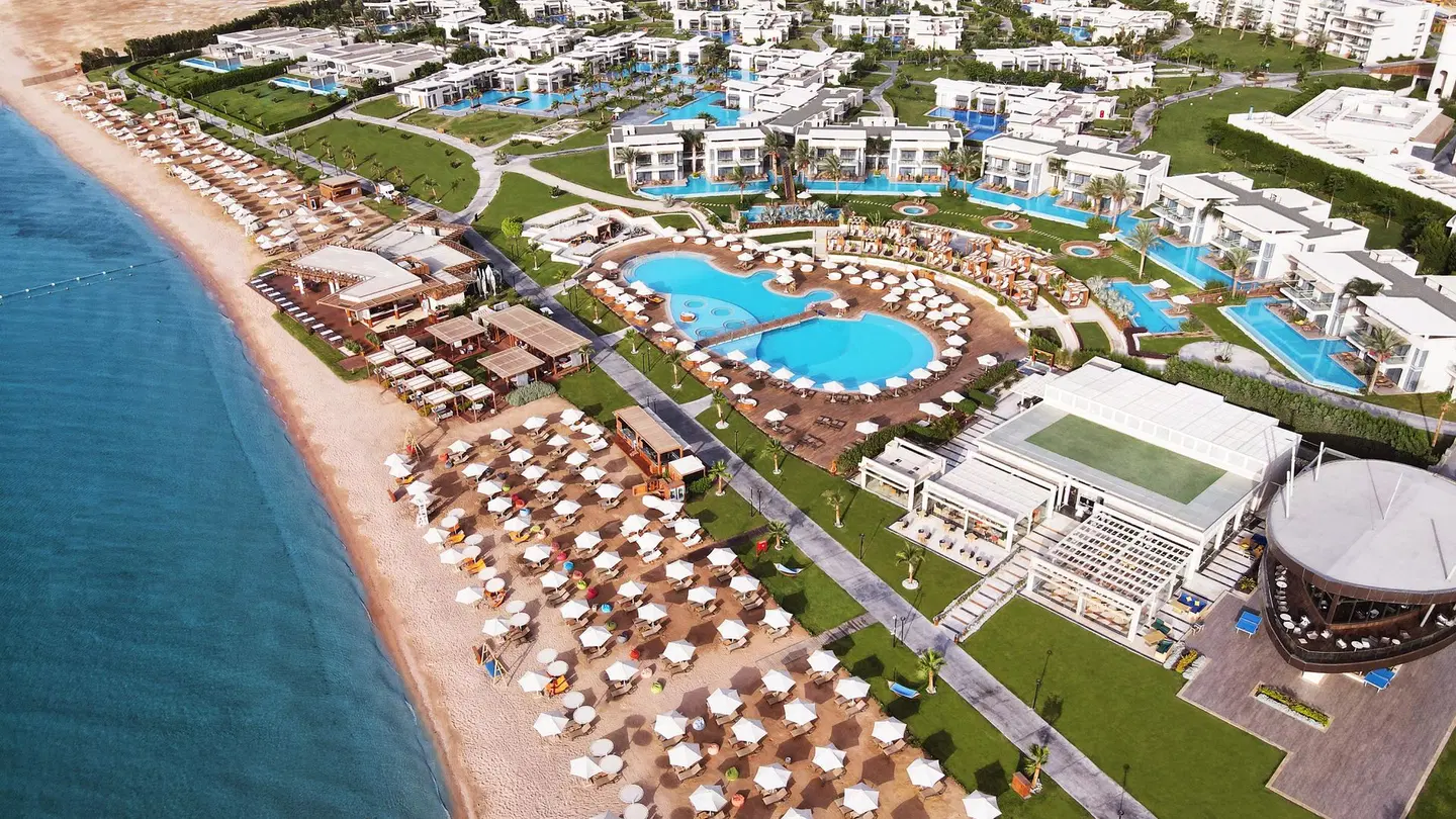 Rixos Premium Magawish Suites & Villas Strand